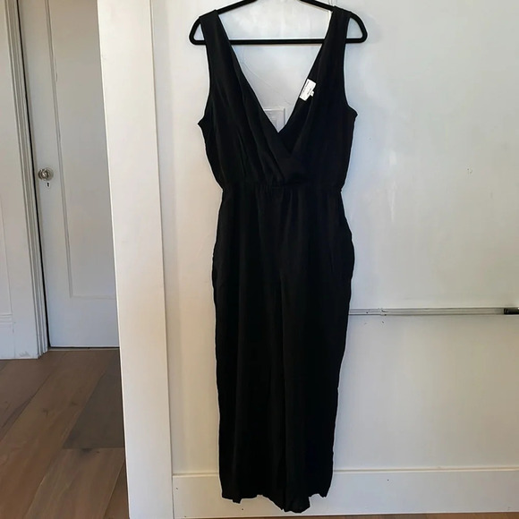 Revolve Privacy Please Ganzel Plunge Neck Sleeveless Black Jumpsuit Size Medium - Picture 12 of 13